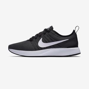 Get active! New Women’s Nike Dualtone Racers